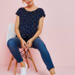 Voedingsshirt met gekruiste banden inkt met print